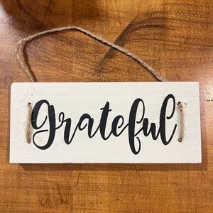 Grateful Wall Hanging Sign